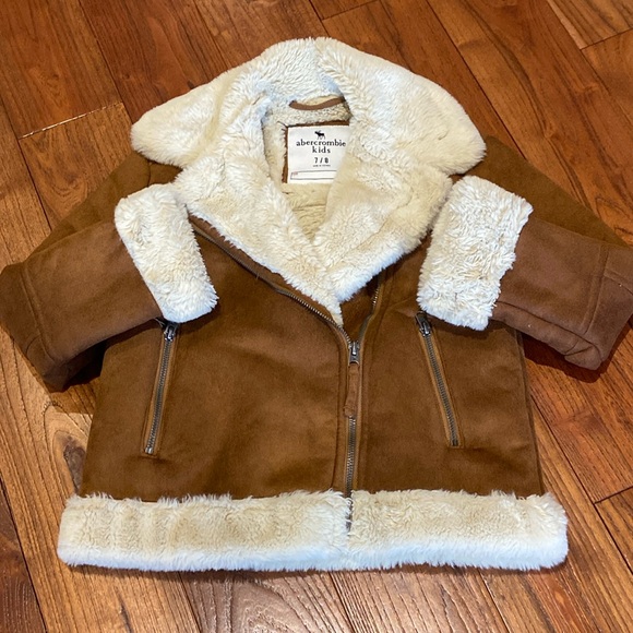 Abercrombie jacket kids unisex size 7/8 ! - Picture 7 of 9